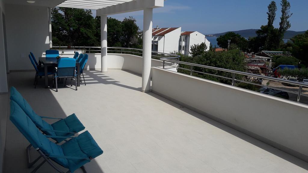 Villa-Apartments Karmel Kaštela Exteriér fotografie