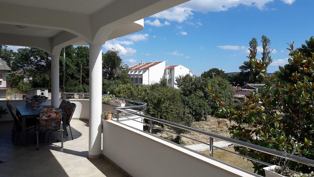 Villa-Apartments Karmel Kaštela Exteriér fotografie