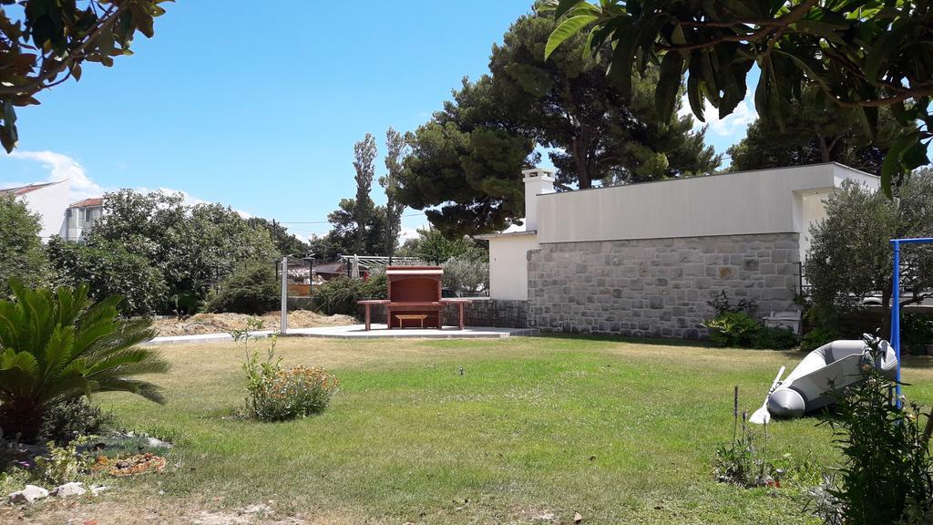 Villa-Apartments Karmel Kaštela Exteriér fotografie