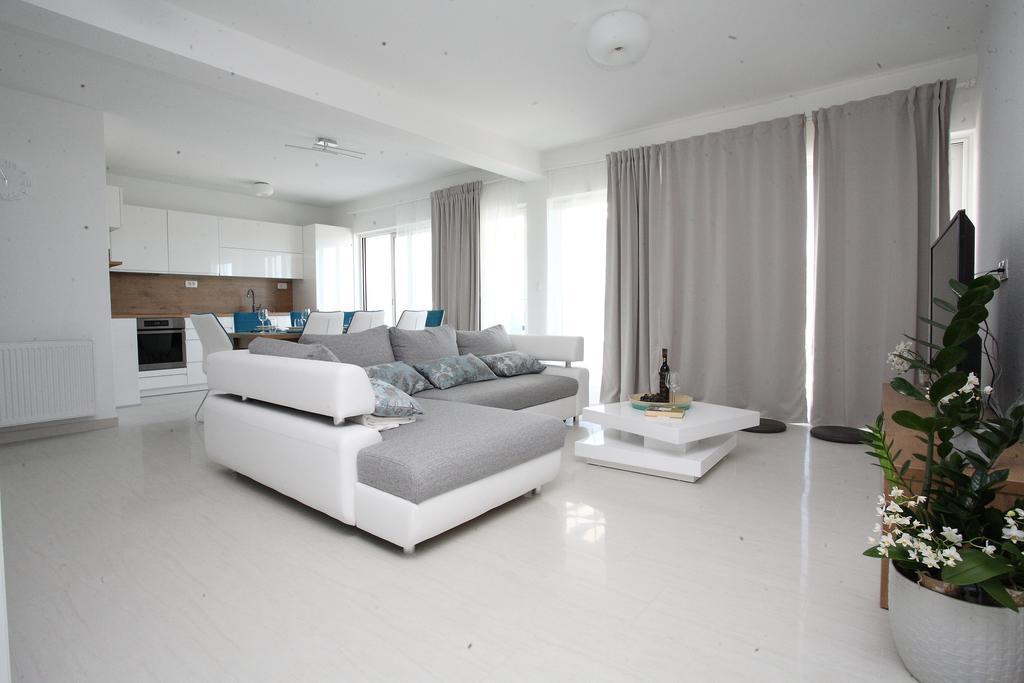 Villa-Apartments Karmel Kaštela Exteriér fotografie