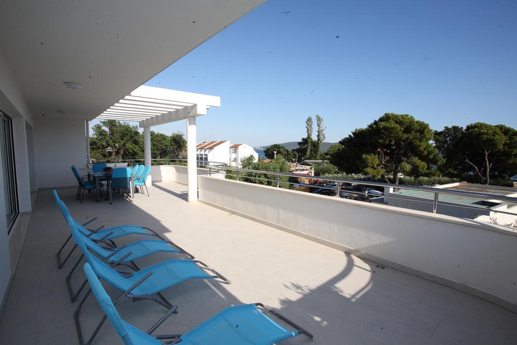 Villa-Apartments Karmel Kaštela Exteriér fotografie